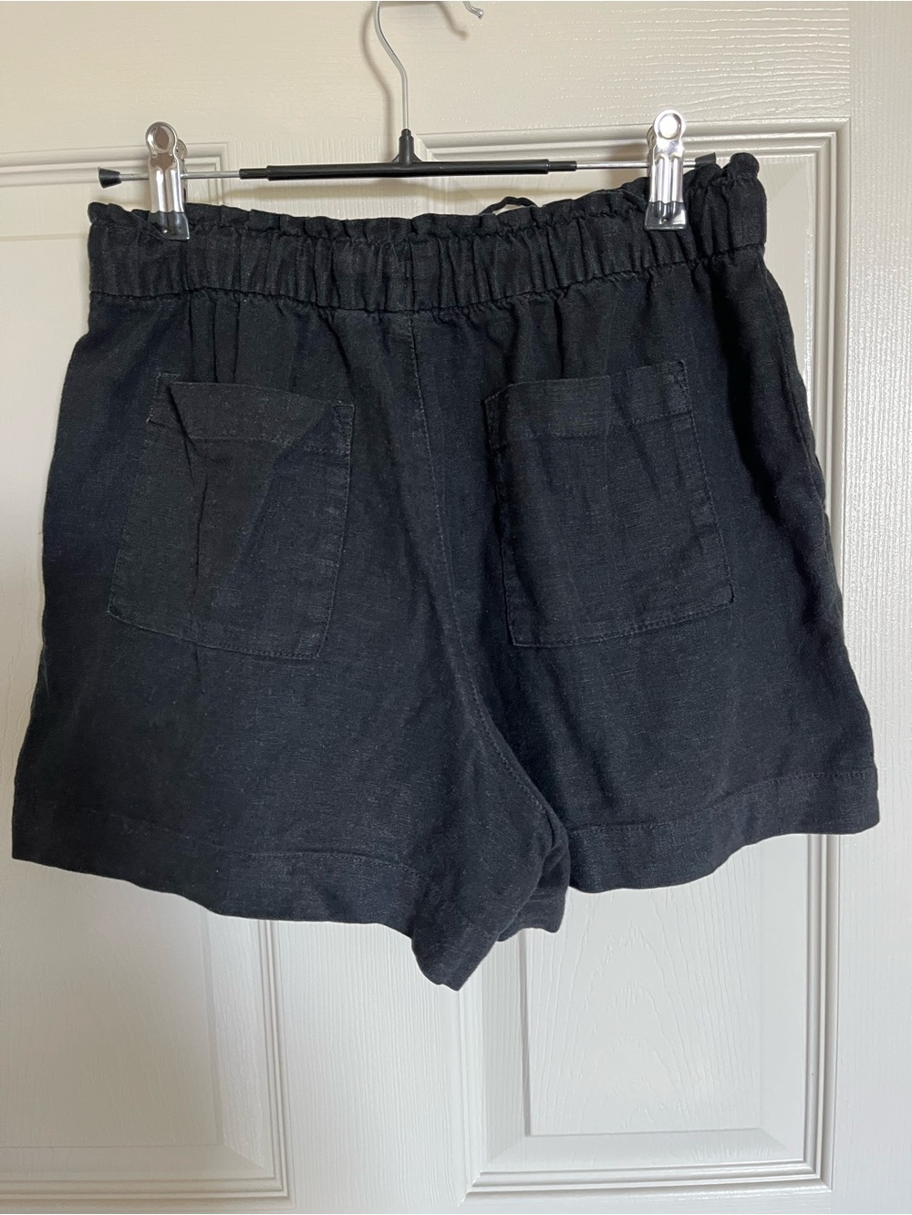 GAP Black Casual Drawstring Linen Shorts - Picture 2 of 2